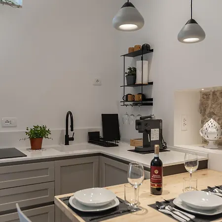 Ferienhaus Aida Luxury House - Jacuzzi In *